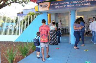 Ap&oacute;s reclama&ccedil;&otilde;es, Semed avalia retorno aos hor&aacute;rios normais de sa&iacute;da das escolas