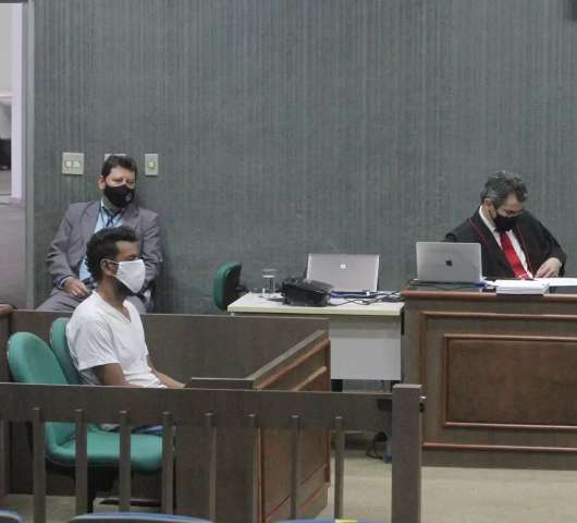 &quot;Hulk&quot; &eacute; condenado a 17 anos de pris&atilde;o por matar ex e esconder corpo em fossa