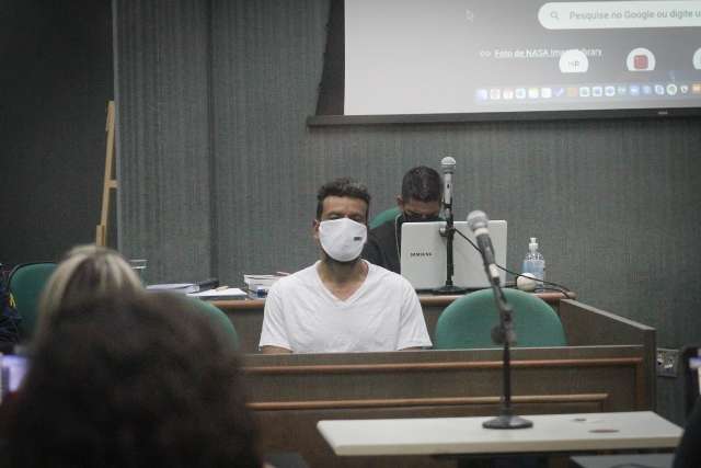 &quot;Hulk&quot; nega ter matado Grazi, &quot;saiu da minha casa andando&quot;