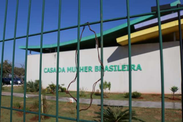 Adolescente de 16 anos &eacute; baleada pelo namorado em baile funk 