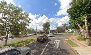 Cruzamento da avenida Ricardo Brandão com a rua Jeribá. (Foto: Reprodução Google Maps)