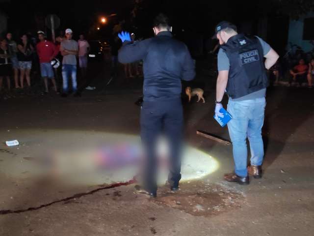 Jovem mata padrasto a facadas durante discuss&atilde;o