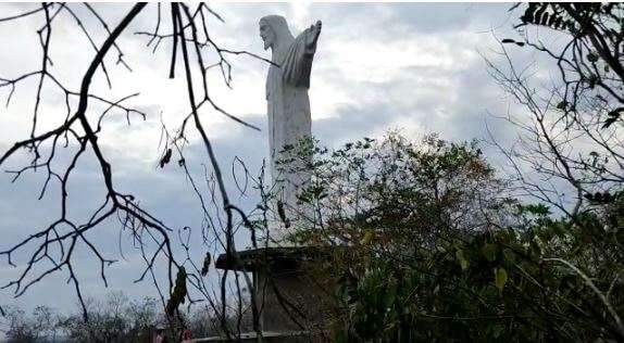 Combate a inc&ecirc;ndio no morro do Cristo do Pantanal ser&aacute; retomado na segunda