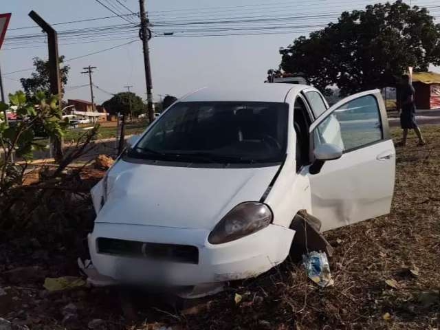 Homem foge de abordagem e acaba baleado após troca de tiros