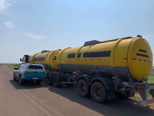 Transporte irregular de 36 mil litros de &oacute;leo gera multa de R$ 20 mil  