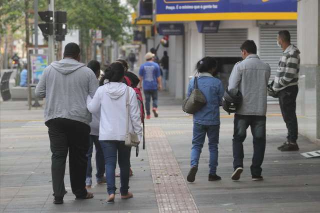 Vai abrir ou fechar? O que funciona nesta segunda-feira em Campo Grande