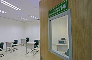 Sala de teste teórico do Detran. (Foto: Divulgação)