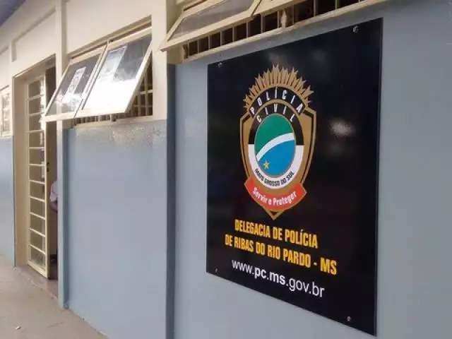 Operador de m&aacute;quinas morre ao ser atacado por enxame de abelhas