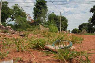 Preso suspeito de matar amigo de inf&acirc;ncia a golpes de faca no pesco&ccedil;o 