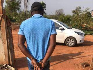 Procurado por matar a ex no PR, homem ateia fogo em casa com atual dentro