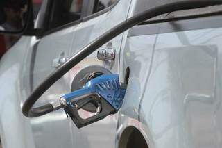 Na Capital, a gasolina é comercializada nesta semana entre R$ 5,79 a R$ 5,99. (Foto: Marcos Maluf)
