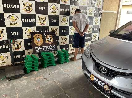 Fugitivo da cadeia &eacute; preso na fronteira com carro roubado na Capital