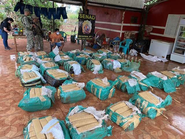 Ag&ecirc;ncia antidrogas encontra uma tonelada de maconha enterrada na fronteira