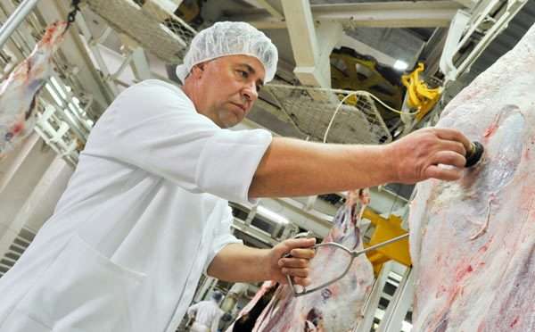 Alta do d&oacute;lar e aumento de exporta&ccedil;&atilde;o de carnes d&atilde;o super&aacute;vit de US$ 3 bilh&otilde;es