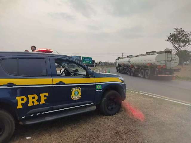 Caminhoneiros encerram protestos nas rodovias de MS