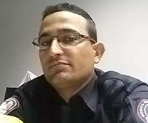 Identificado mec&acirc;nico que morreu ao ficar preso embaixo de carreta 