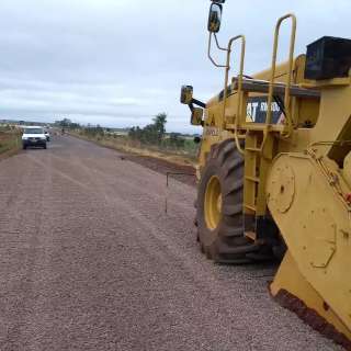 Agesul fecha seis contratos de R$ 40 milhões para obras em estradas