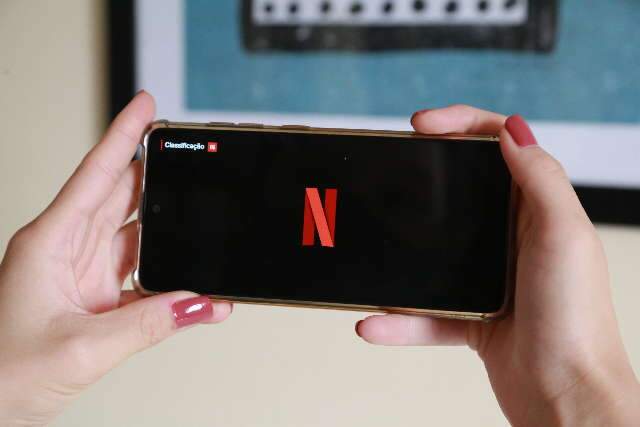 Mulher descobre que paga Netflix para &quot;espertinho&quot; h&aacute; 1 ano