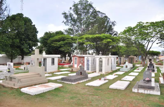 Cemitério Santo Amaro é o maior da Capital, com mais de 45 mil sepultamentos. (Foto: Arquivo/Campo Grande News)