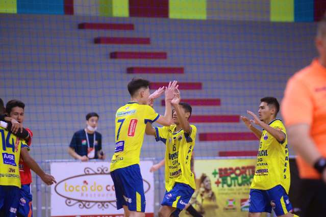 Time de MS empata e mant&eacute;m lideran&ccedil;a na Ta&ccedil;a Brasil de Futsal