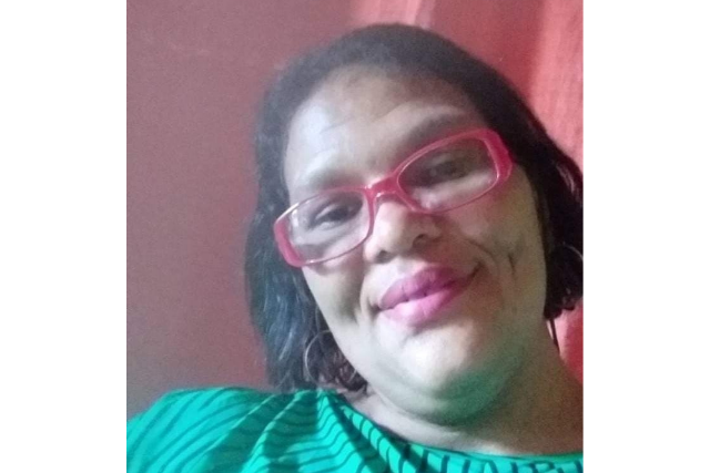 Ciclista morre atropelada por &ocirc;nibus de frigor&iacute;fico