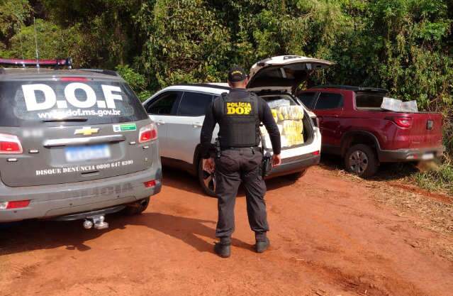 Comparsa foge, mas jovem &eacute; preso com 1,6 quilos de maconha a caminho de SP