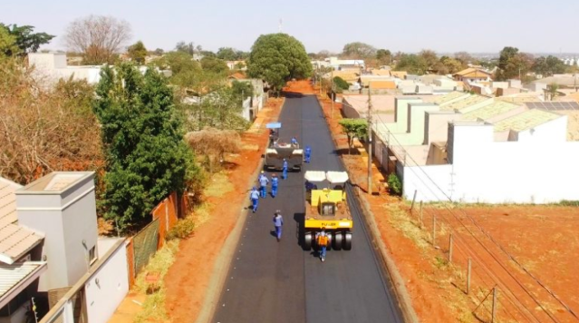 Prefeitura fecha contrato de mais R$ 9 milh&otilde;es para 2&ordf; etapa de asfalto  