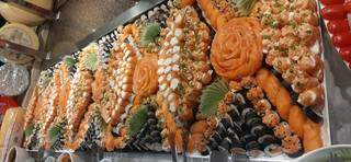 Imagine uma mesa surreal com variedade de sushis e sashimis? Só na Nativas. (Foto: Divulgação)