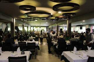 A Nativas Grill Premium fica localizada na Avenida Afonso Pena, 5468, Bairro Chácara Cachoeira.
