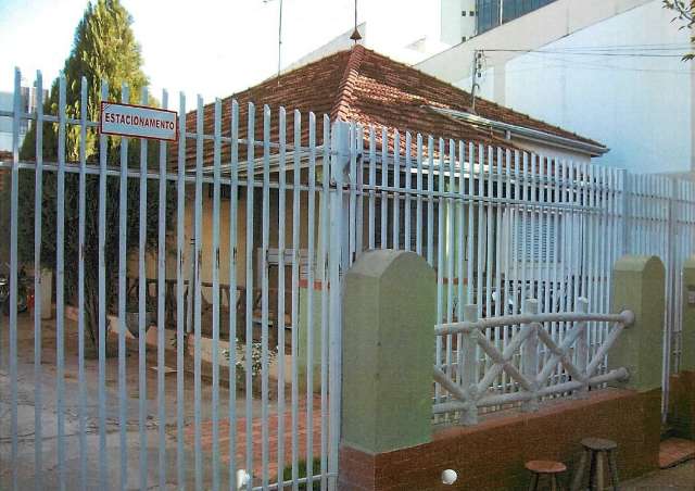 Fam&iacute;lia pagar&aacute; R$ 300 mil de indeniza&ccedil;&atilde;o por demoli&ccedil;&atilde;o de patrim&ocirc;nio hist&oacute;rico 