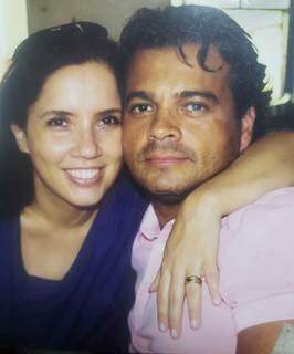 Fernando e Cristiane começaram a namorar na década de 80 e estavam juntos desde então. (Foto: Arquivo Pessoal)