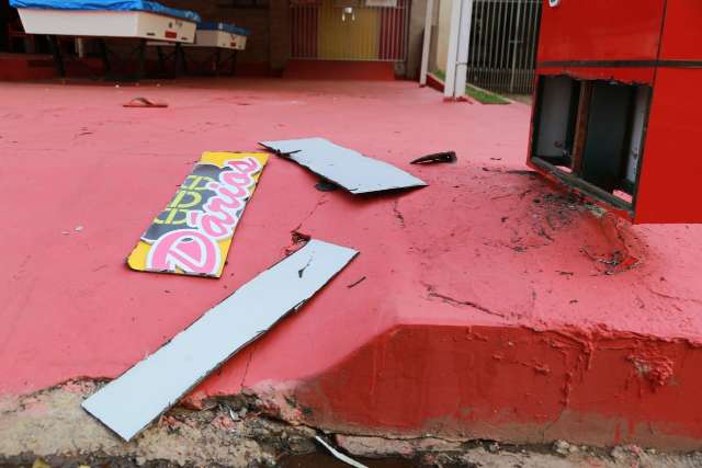 Confus&atilde;o com 2 baleados come&ccedil;ou por conta de placa de grupo de apostas
