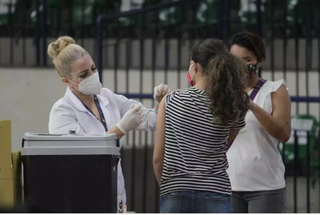 Vacinação de adolescente em Campo Grande tem intervalo de 12 semanas. (Foto: Marcos Maluf)