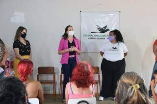 Representantes da Defensoria Pública e coordenadora da Cufa (Foto: Divulgação)
