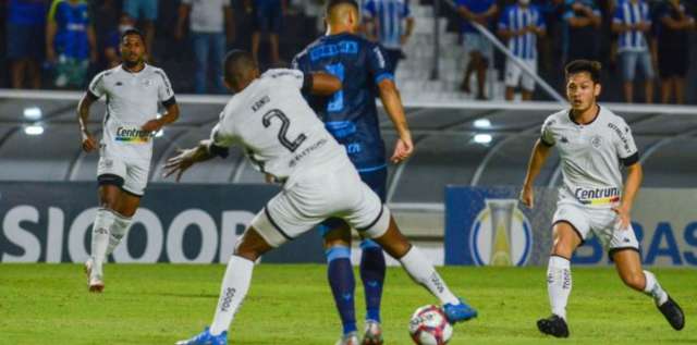 CSA domina partida e vence o Botafogo por 2 a 1