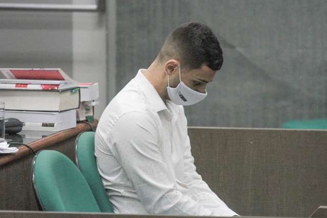 Em j&uacute;ri, defesa diz que motoentregador matou colega ap&oacute;s viol&ecirc;ncia psicol&oacute;gica