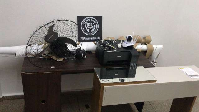 Mulher furta at&eacute; ventilador de universidade para pagar cirurgia pl&aacute;stica