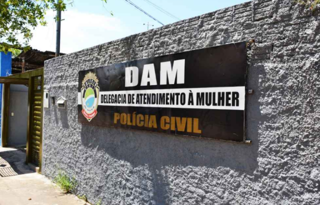 M&atilde;e e beb&ecirc;s encontrados em meio a fezes foram para abrigo do Estado 