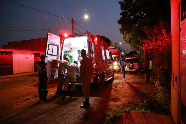  Crian&ccedil;a socorrida ap&oacute;s queda de muro passa por cirurgia 