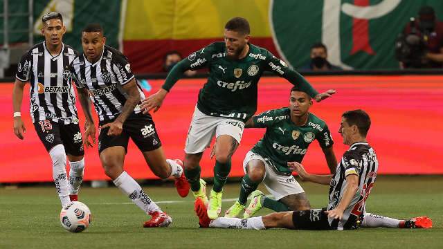 Atl&eacute;tico-MG e Palmeiras fazem &ldquo;jogo da vida&rdquo; pela Libertadores 