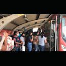 &quot;Sempre esteve lotado&quot;, diz passageira em 1&ordm; dia com &ocirc;nibus liberados 100%