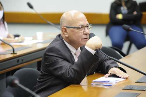 “Quebrou a confiança”, diz deputado que teve R$ 330 mil furtados por "religiosa"