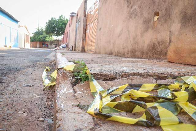 Homem Assassinado Na Vila Nhanh O No M S Reclama Moradora