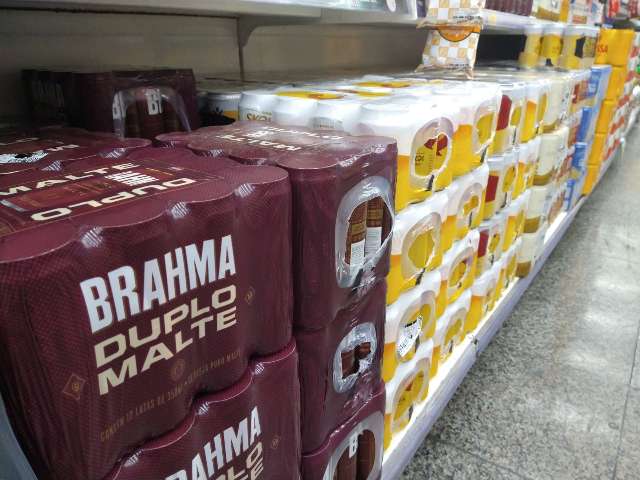 Prepare o bolso: pre&ccedil;o da cerveja pode subir R$ 0,50 a partir de 1&ordm; de outubro