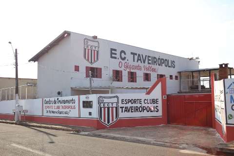 Investigado por maus-tratos, Taveirópolis desiste de campeonato