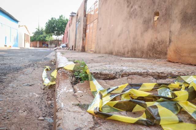 Homem &eacute; assassinado na Vila Nhanh&aacute;; &quot;o 2&ordm; no m&ecirc;s&quot;, reclama moradora 