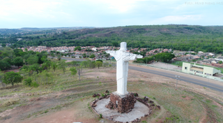 Cristo Redentor de Camapuã, atrativo do município. (Foto: Hora News MS)