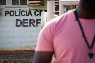 &quot;Vou ter que mudar de casa&quot;, diz homem feito ref&eacute;m em fazenda