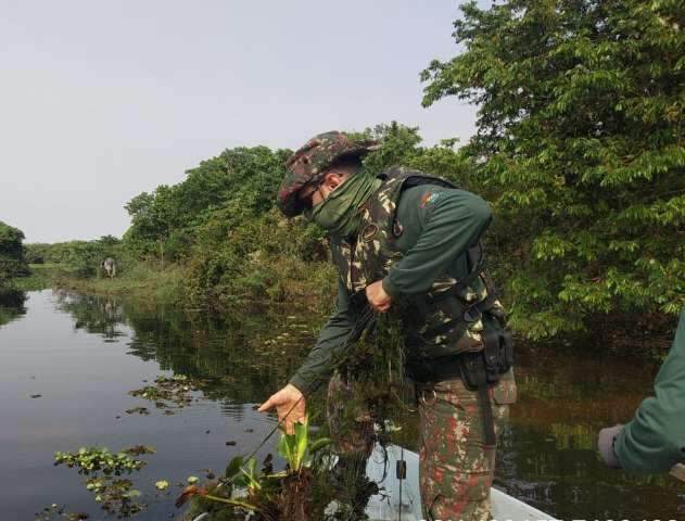 No 1&ordm; m&ecirc;s de opera&ccedil;&atilde;o, PMA apreende 555 kg de pescado e multa 42 pescadores