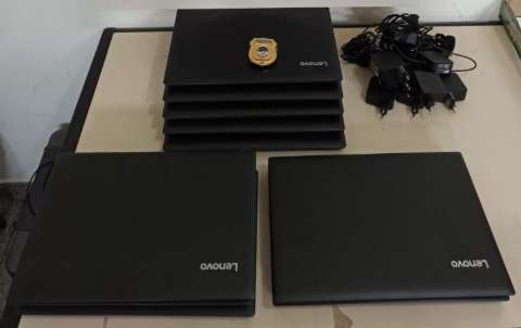 Polícia recupera mais 10 notebooks furtados de faculdade 